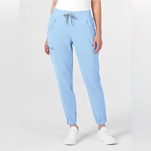 NWOT Wonder Wink RENEW Women’s Jogger Scrub Pant